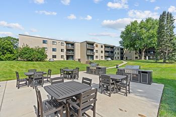 Grill and picnic areas